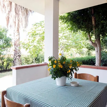 Happy Days Apartmanhotel Capo Vaticano