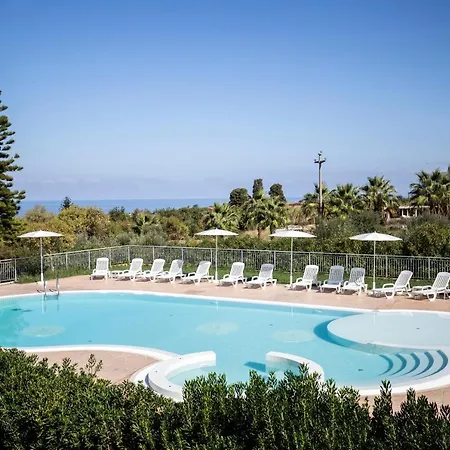 Happy Days Apartmanhotel Capo Vaticano